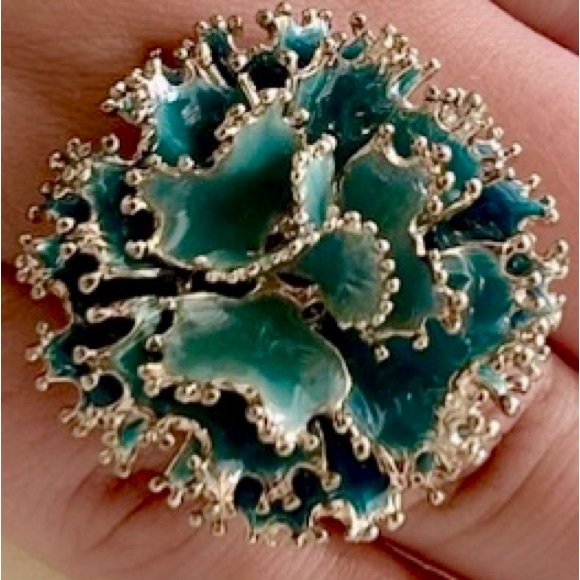 Vintage stretch rings, set of 3 - Picture 14 of 16